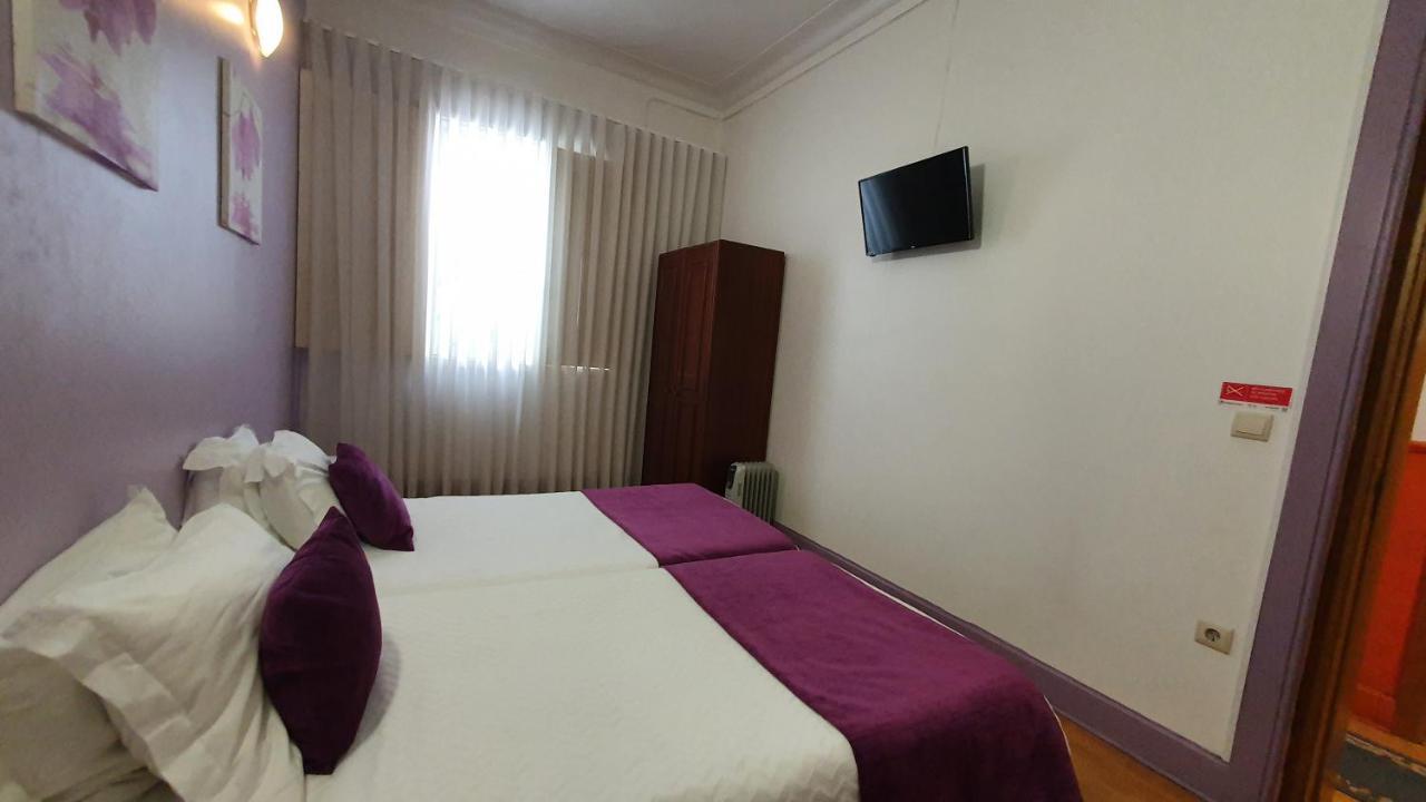 Hospedaria 5 Bicas Aveiro Eksteriør bilde